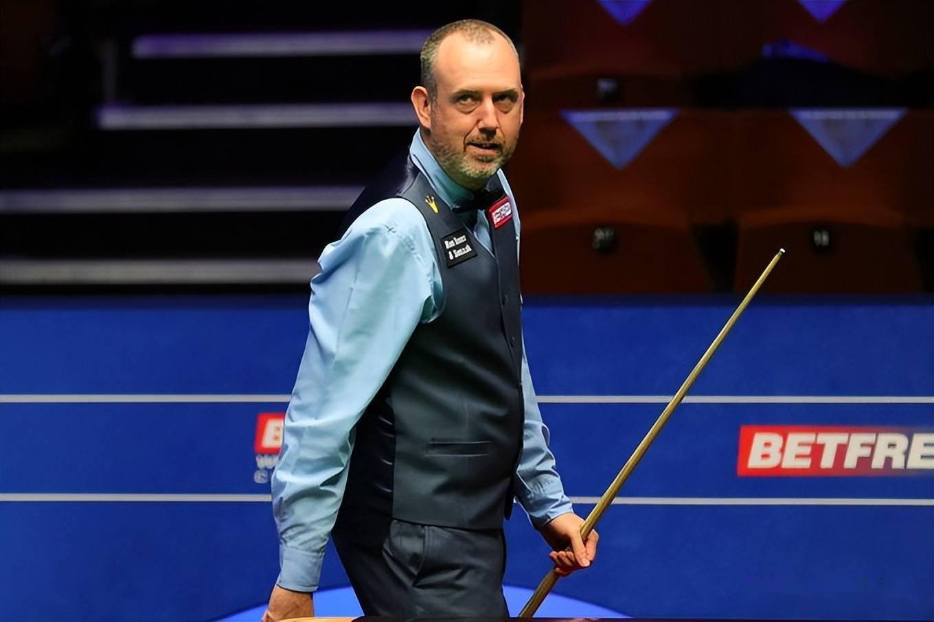 向来以硬汉 向来以硬汉