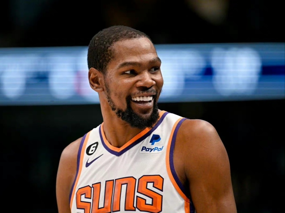 一旦他缺席 一旦他缺席